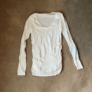 Ingrid & Isabel Maternity Long Sleeve V-Neck T-Shirt White Size S